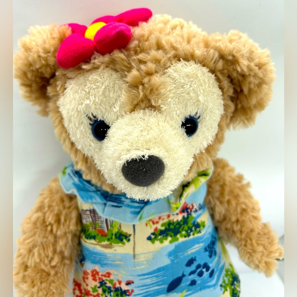 Disney Aulani Resort Shellie May 15” Plush Bear, EUC. - Picture 2 of 5